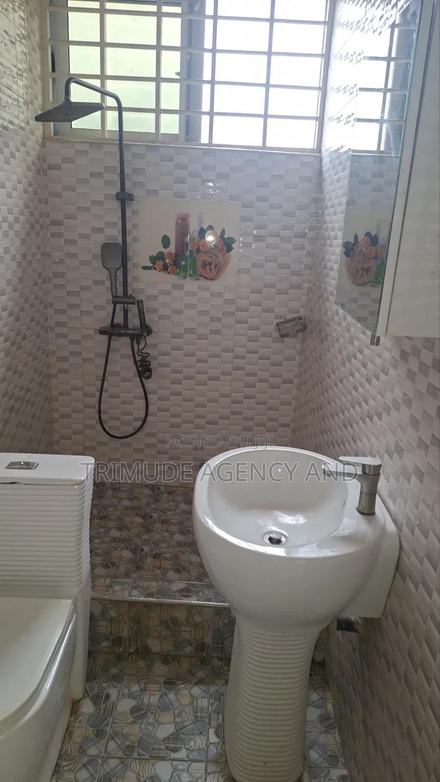 3bdrm Apartment in Trimude Agency And, Kumasi Metropolitan for rent