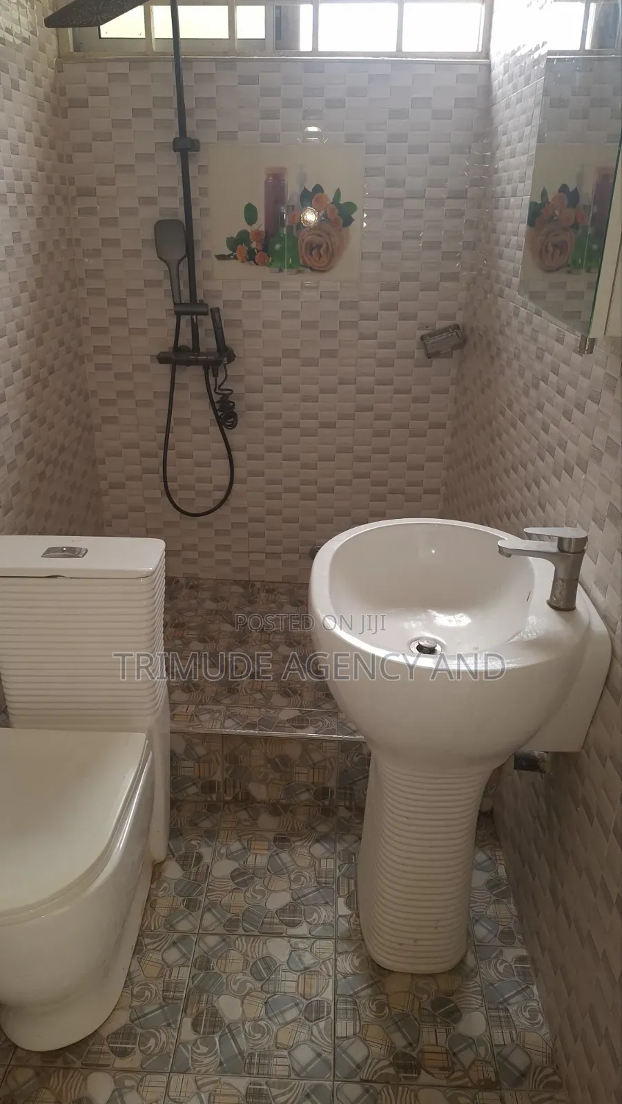 3bdrm Apartment in Trimude Agency And, Kumasi Metropolitan for rent