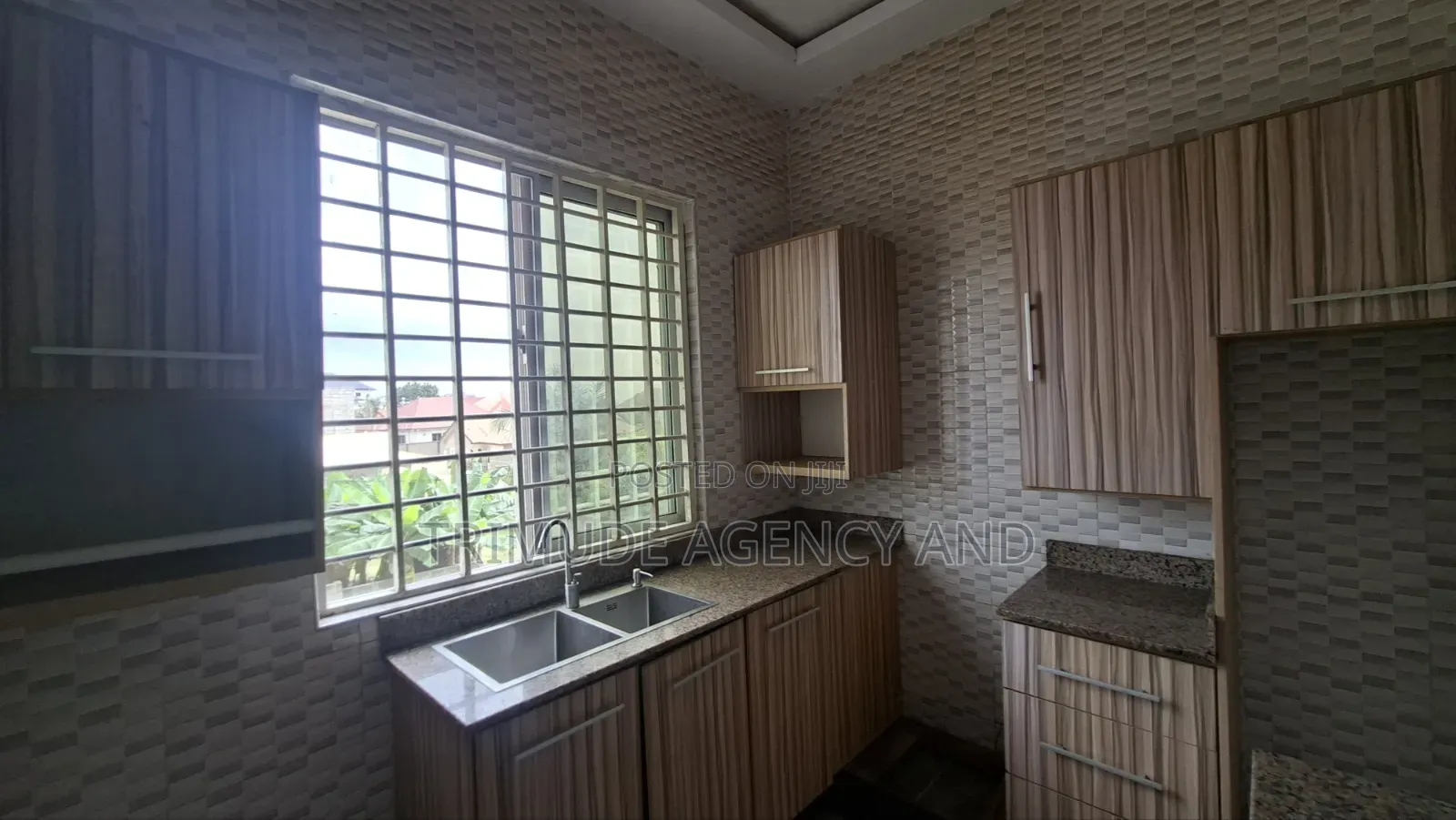 3bdrm Apartment in Trimude Agency And, Kumasi Metropolitan for rent
