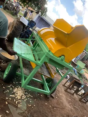 Crop Thresher