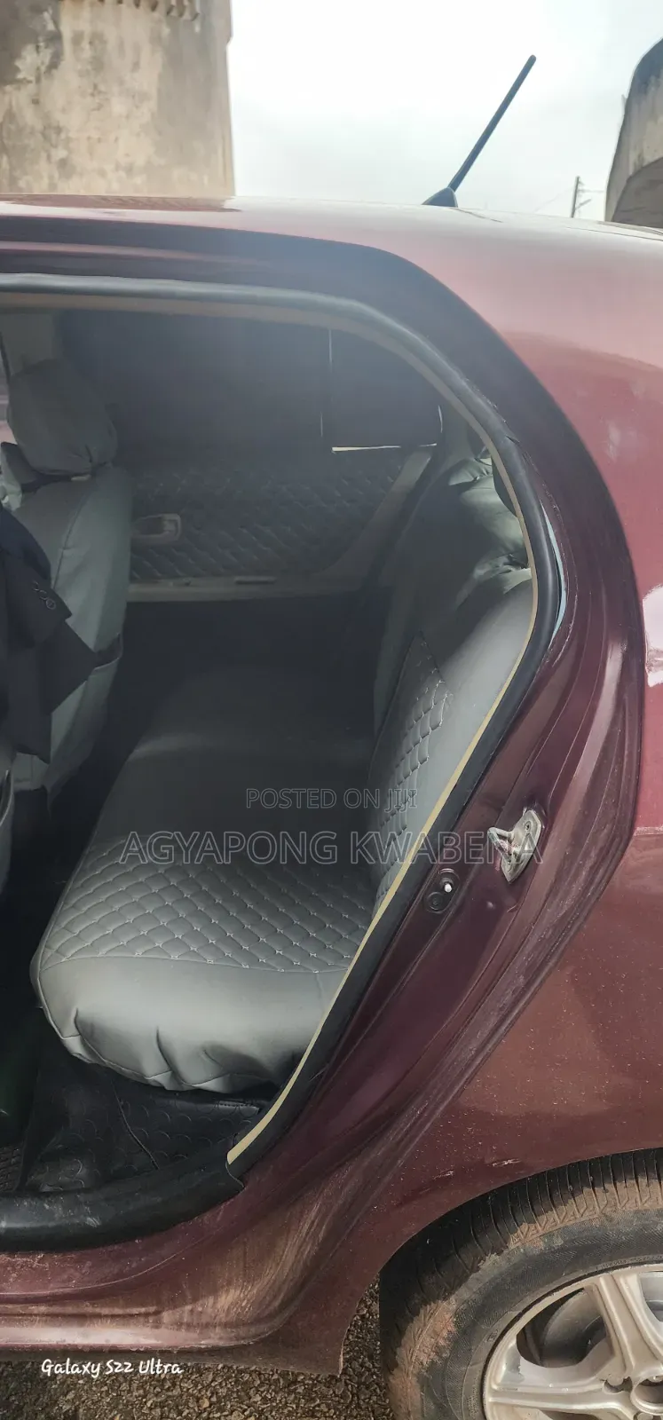 Toyota Vitz 1.3 AWD 3dr 2010 Burgundy