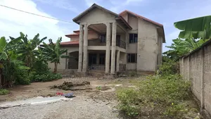 6bdrm House in Trimude Agency And, Kumasi Metropolitan for sale