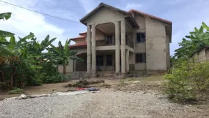 6bdrm House in Trimude Agency And, Kumasi Metropolitan for sale
