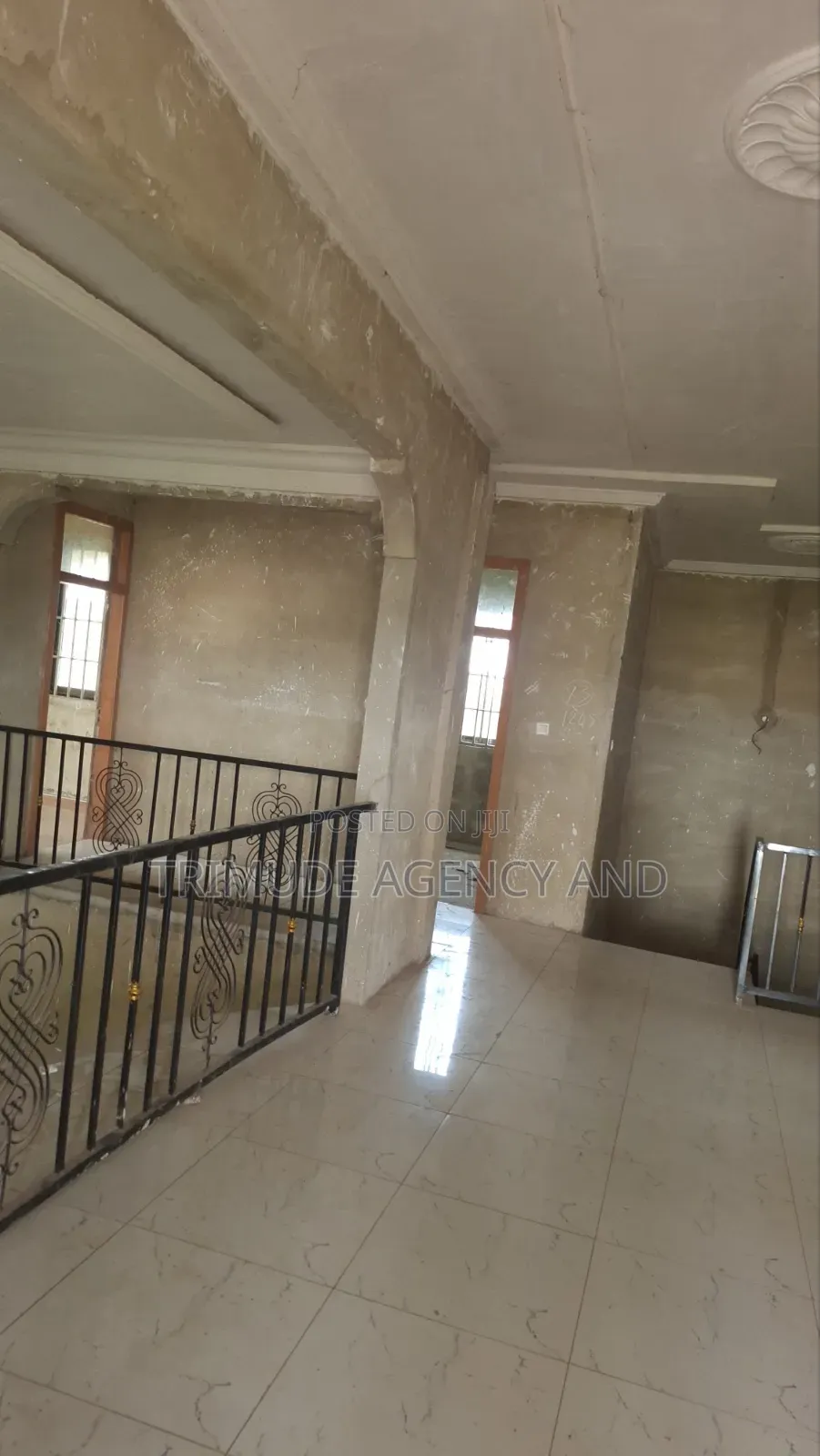 6bdrm House in Trimude Agency And, Kumasi Metropolitan for sale