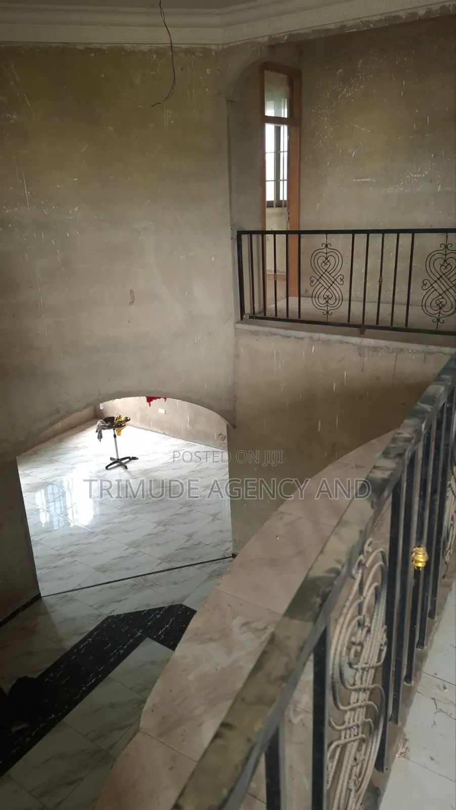 6bdrm House in Trimude Agency And, Kumasi Metropolitan for sale