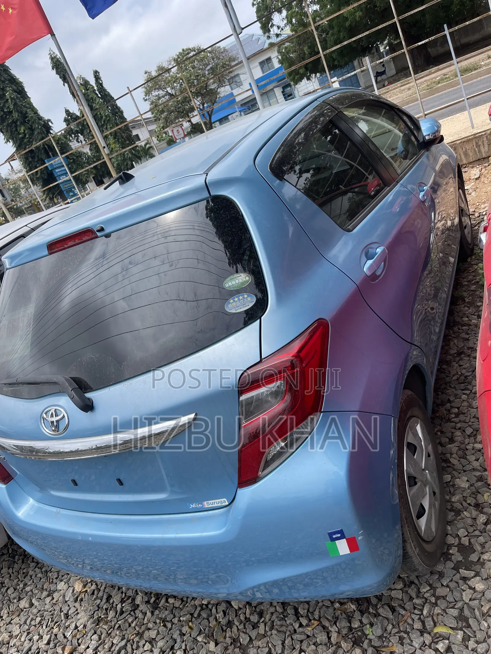 Toyota Vitz 1.3 FWD 5dr 2015 Blue