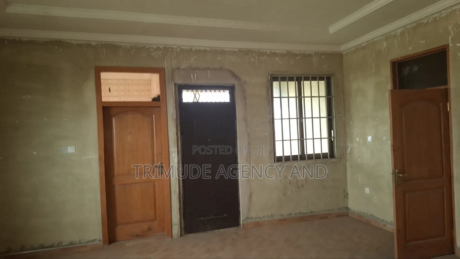 6bdrm House in Trimude Agency And, Kumasi Metropolitan for sale