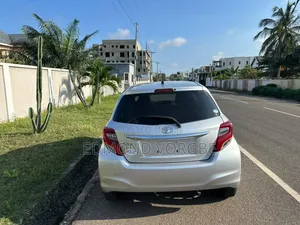 Toyota Vitz 1.3 FWD 3dr 2015 Silver