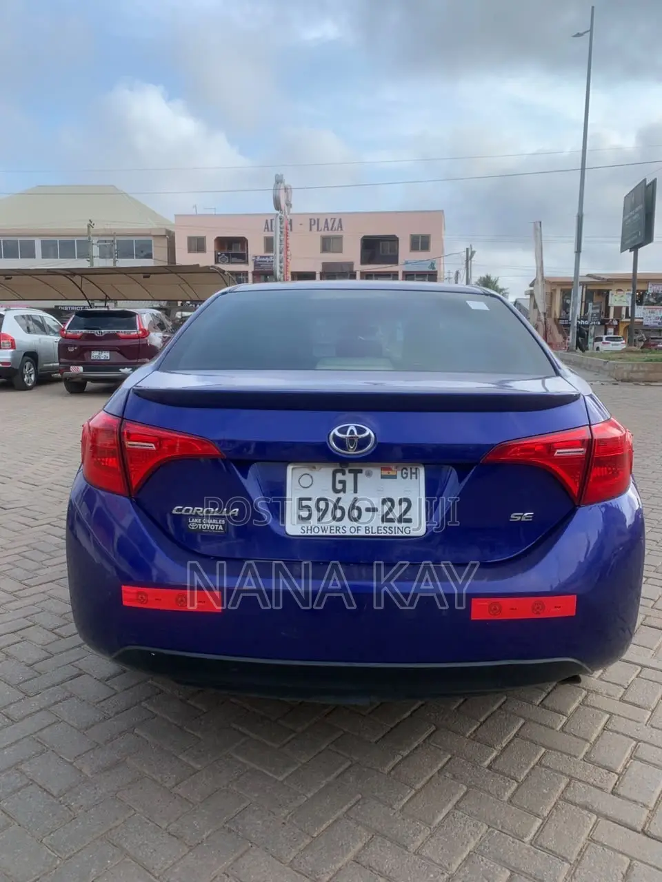 Toyota Corolla SE (1.8L 4cyl 2A) 2019 Blue