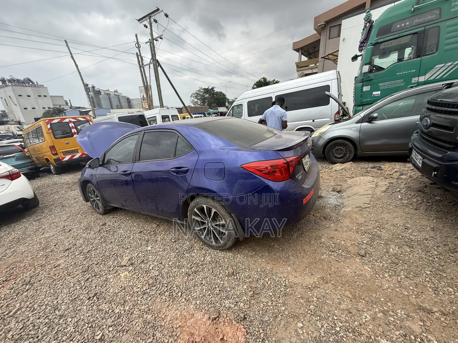 Toyota Corolla SE (1.8L 4cyl 2A) 2019 Blue