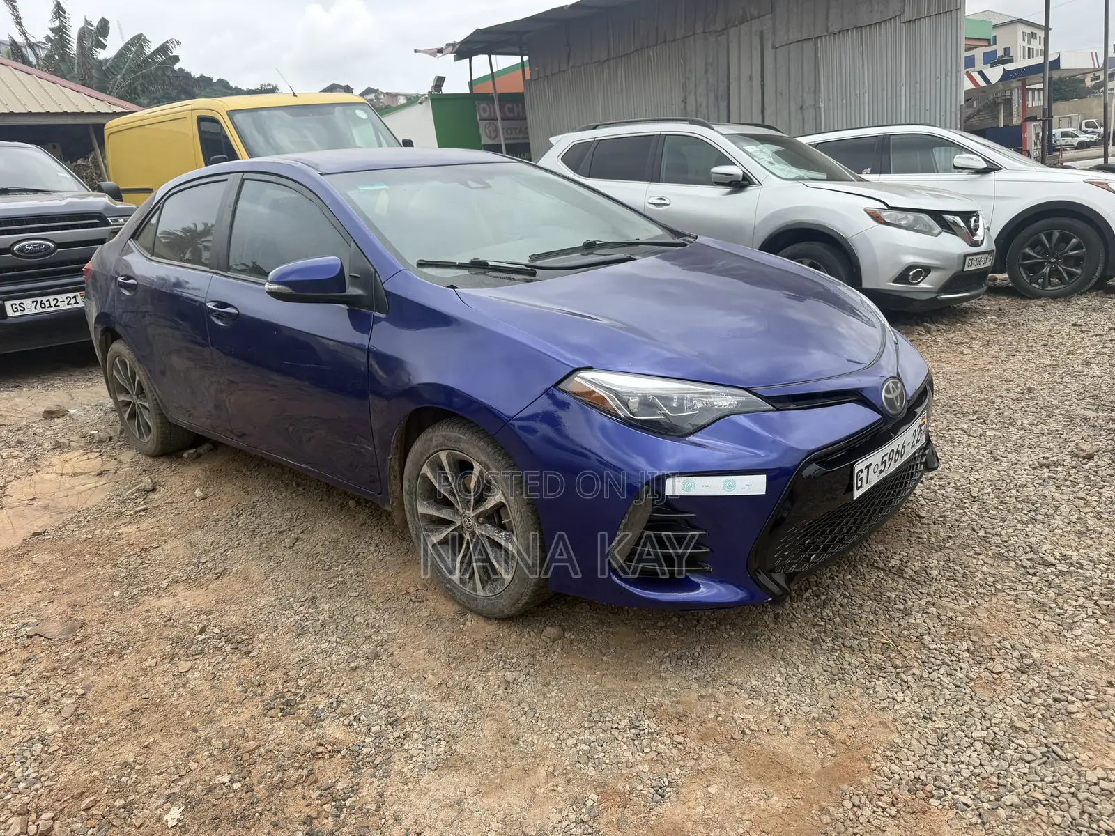 Toyota Corolla SE (1.8L 4cyl 2A) 2019 Blue