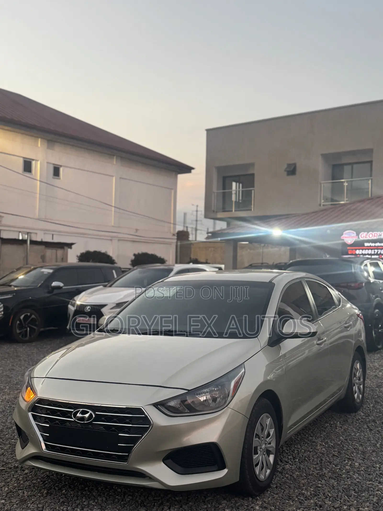 Hyundai Accent SE 2018 Beige