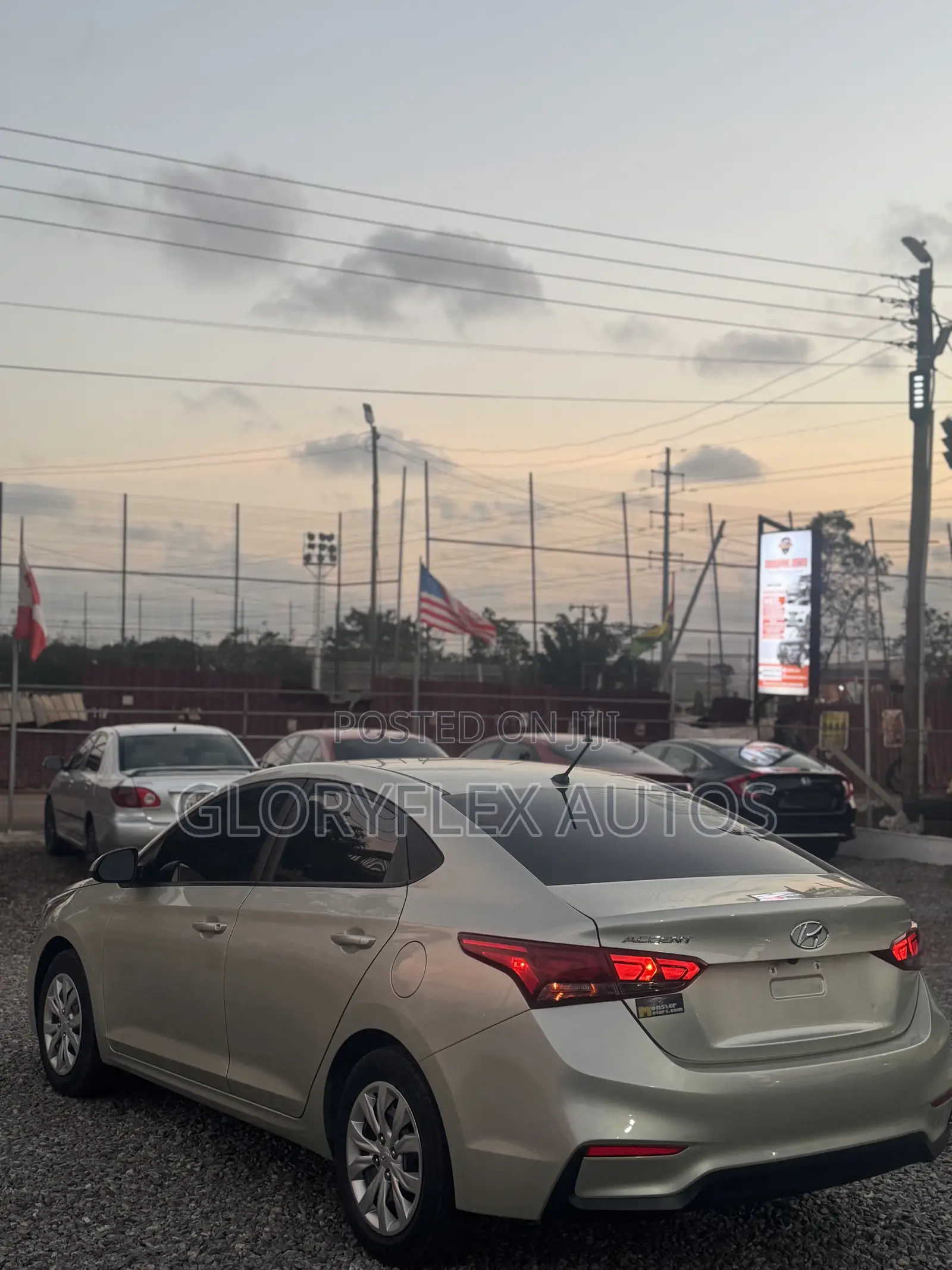 Hyundai Accent SE 2018 Beige