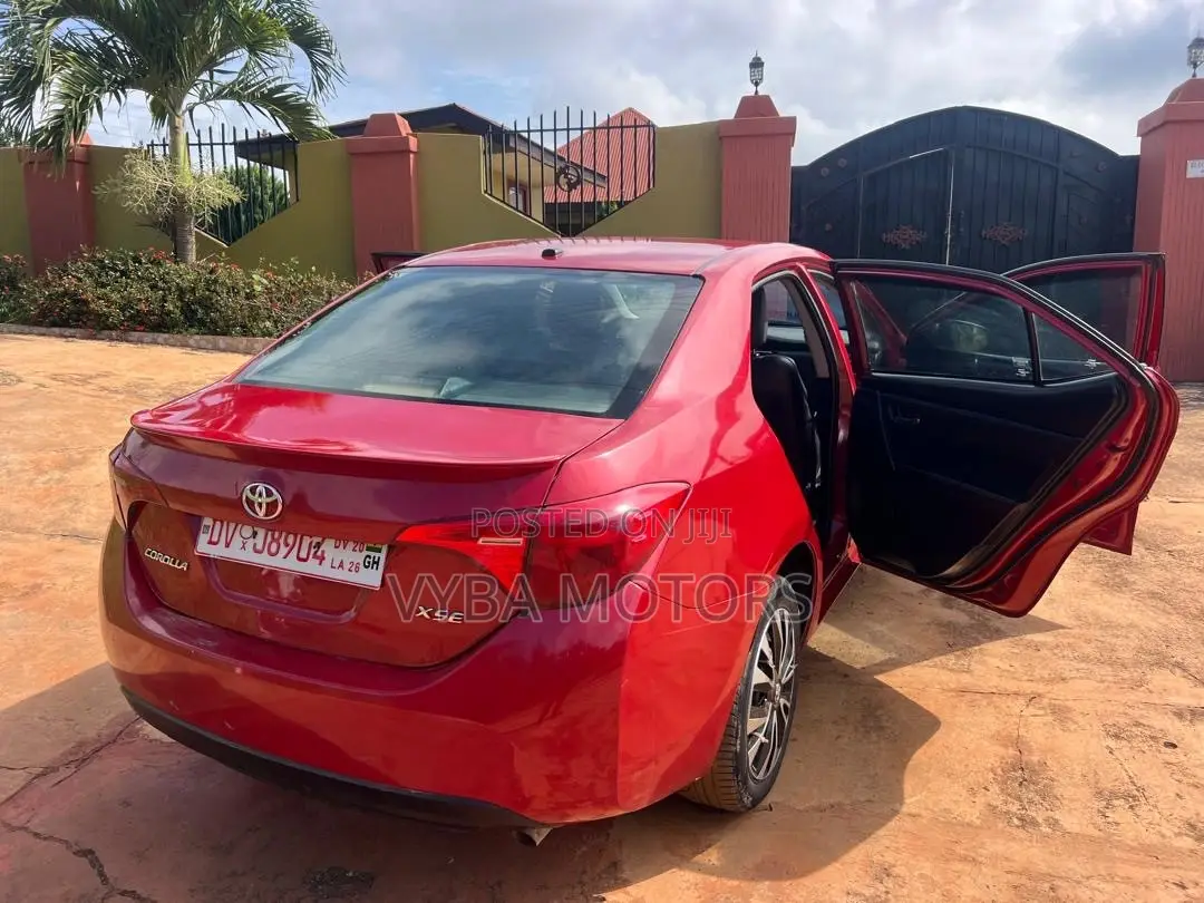 Toyota Corolla XSE (1.8L 4cyl 2A) 2018 Red