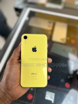 Apple iPhone XR 64 GB Yellow