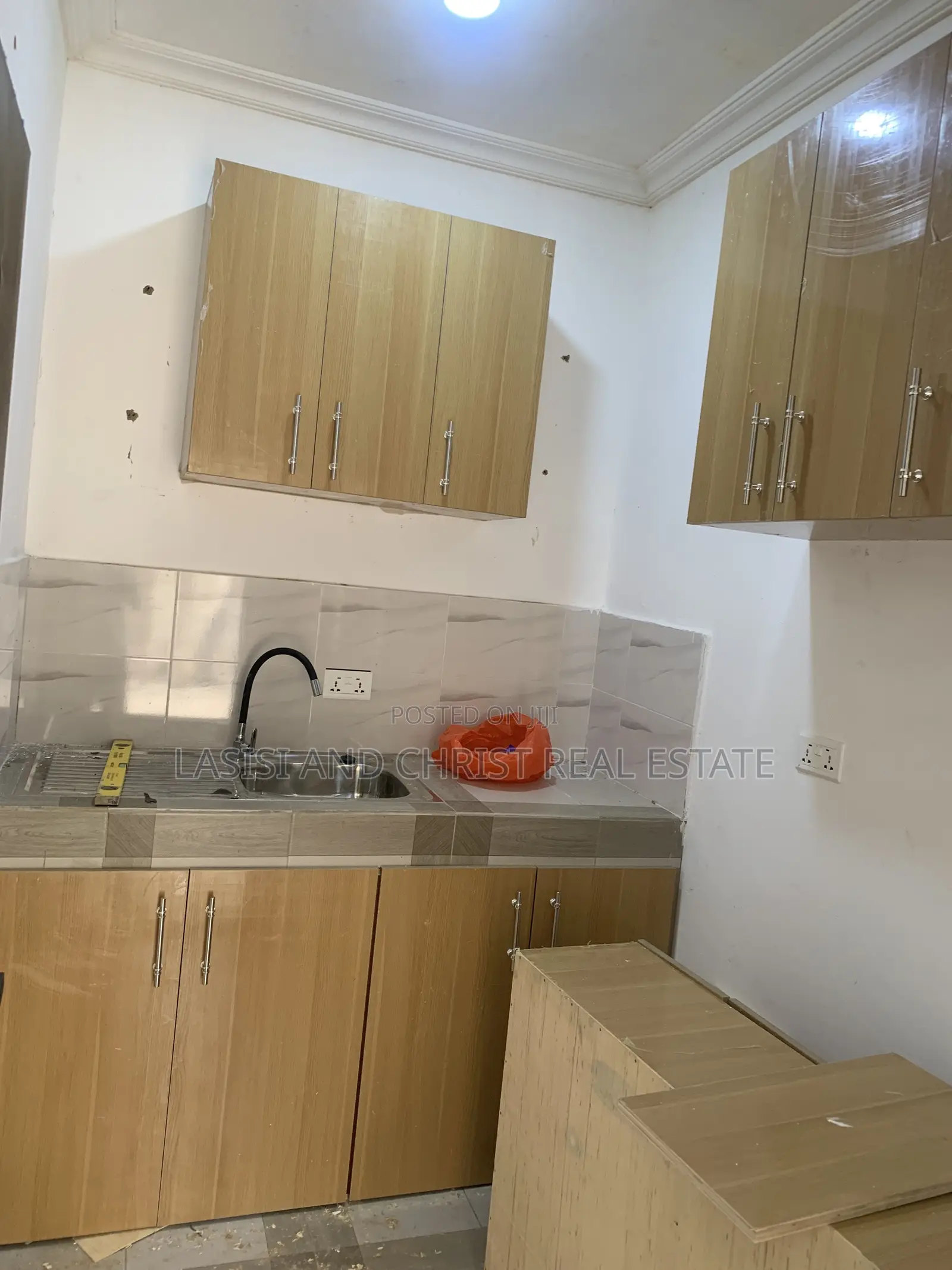 1bdrm Apartment in Lasisi And Christ, Amasaman for rent