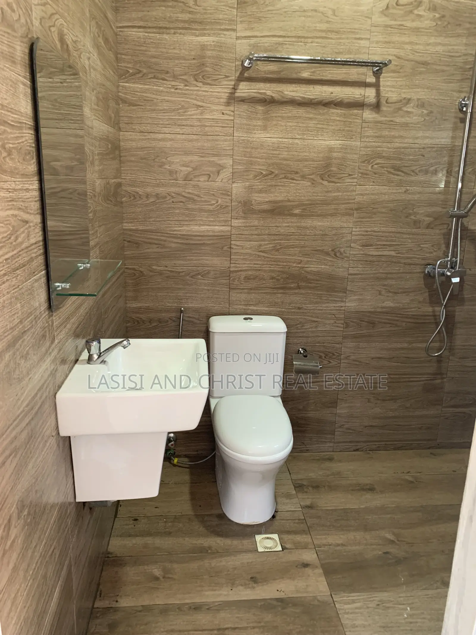 1bdrm Apartment in Lasisi And Christ, Amasaman for rent
