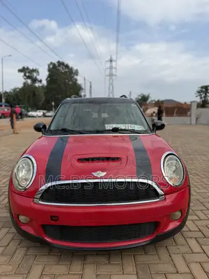 Mini Cooper 2011 Red