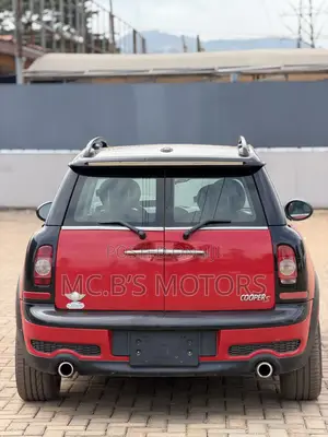 Mini Cooper 2011 Red