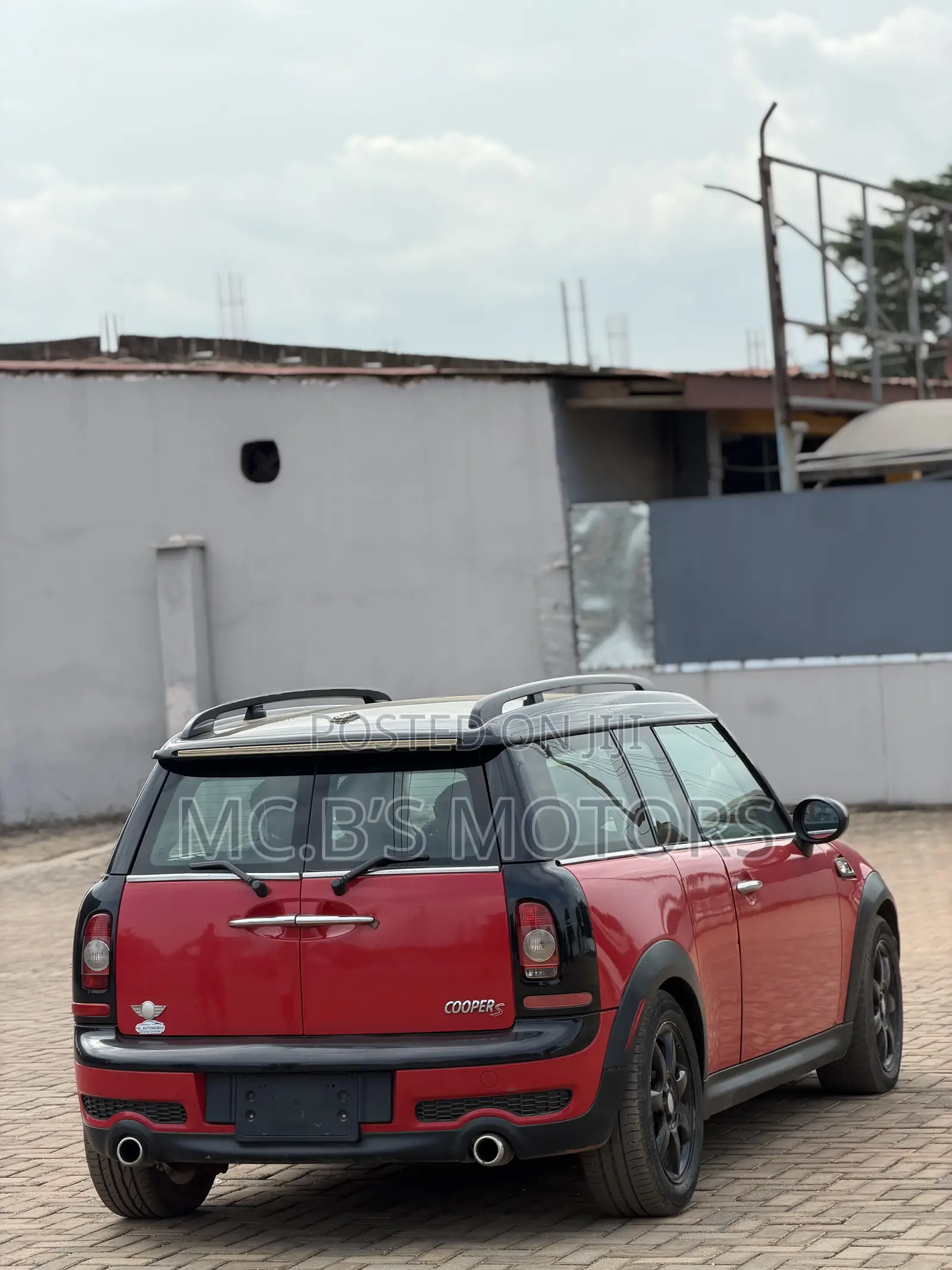Mini Cooper 2011 Red