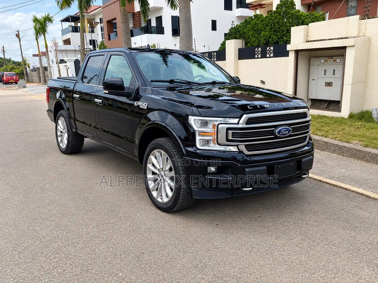Ford F-150 Limited 4x4 SuperCrew Cab Styleside 5.5 ft. box 145 in. WB