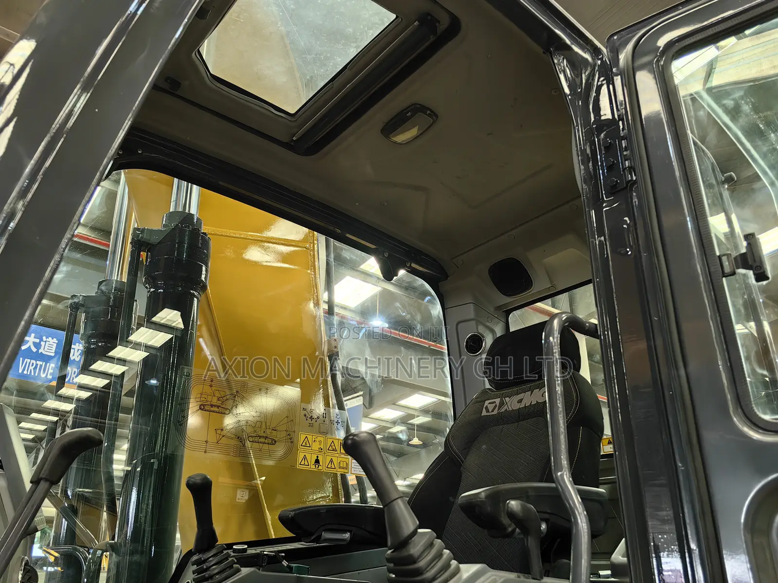 XCMG Excavator 215