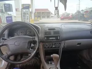 Toyota Corolla 2002 Gray