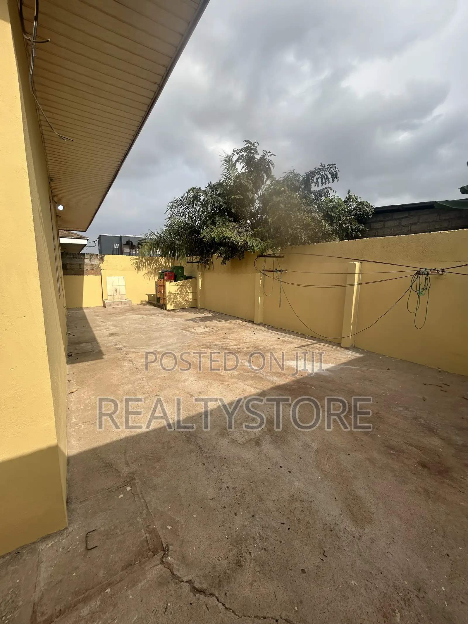 3bdrm House in Cozy Home, Accra Metropolitan for rent