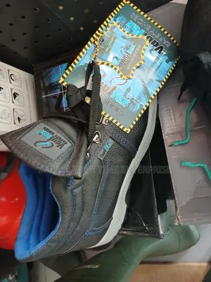 Quality Vaultex Safety Boot