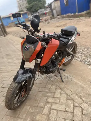 KTM 2012 Orange