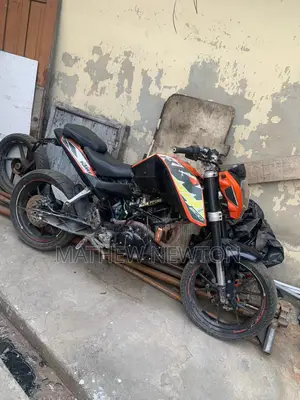 KTM 2012 Orange