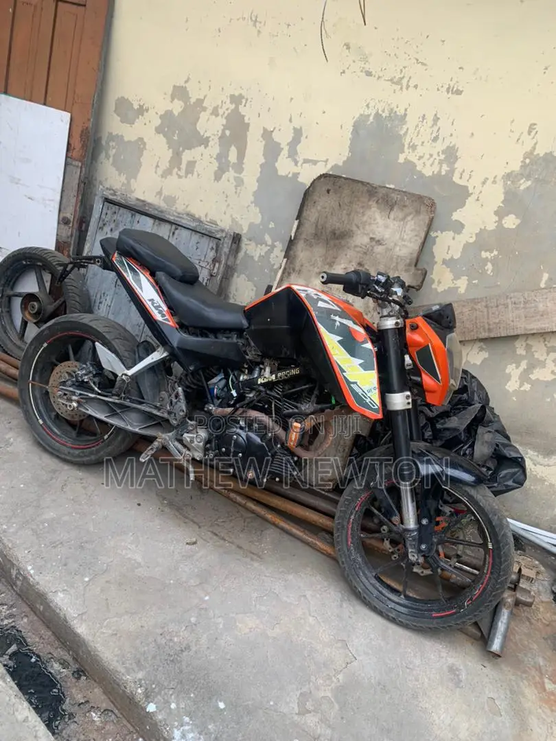 KTM 2012 Orange