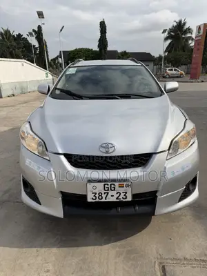 Toyota Matrix 2010 Silver