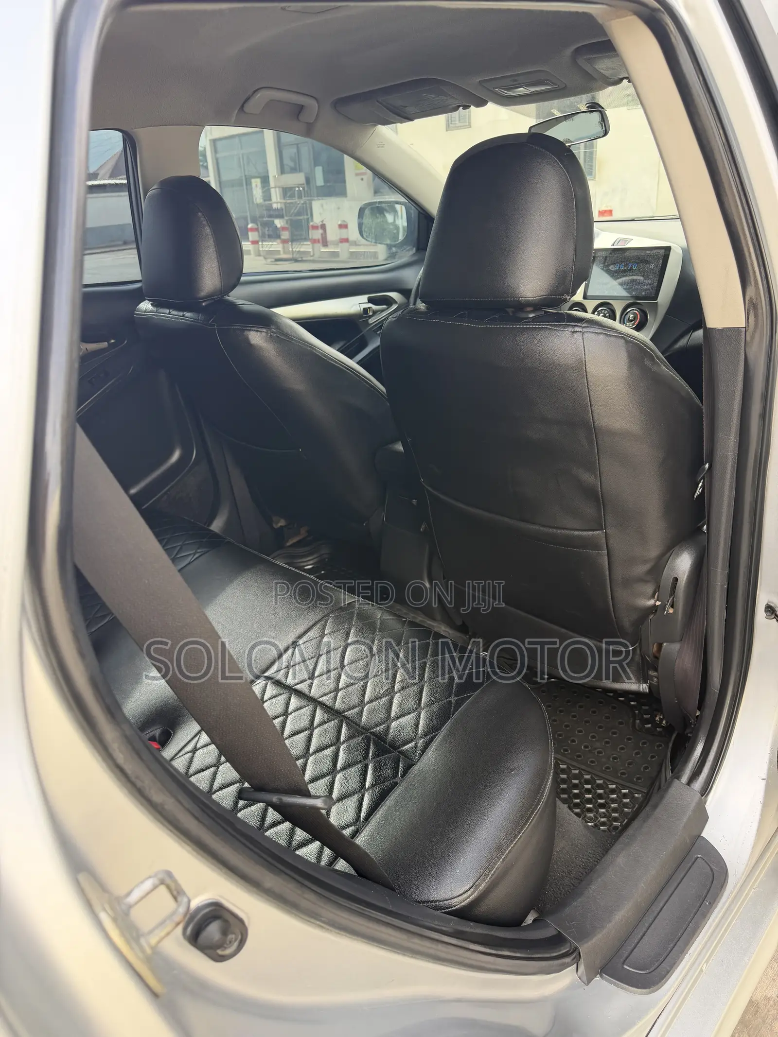 Toyota Matrix 2010 Silver