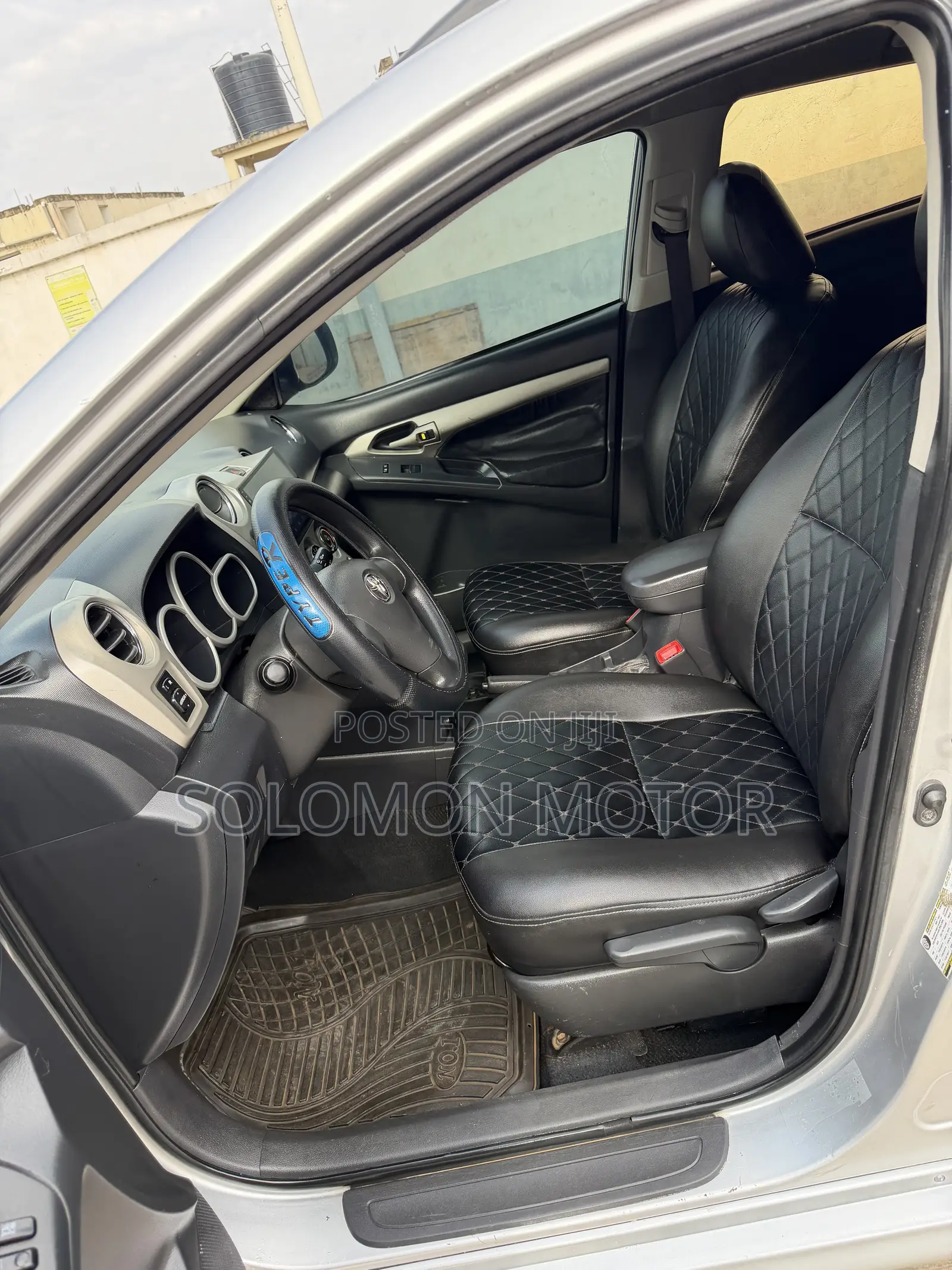Toyota Matrix 2010 Silver
