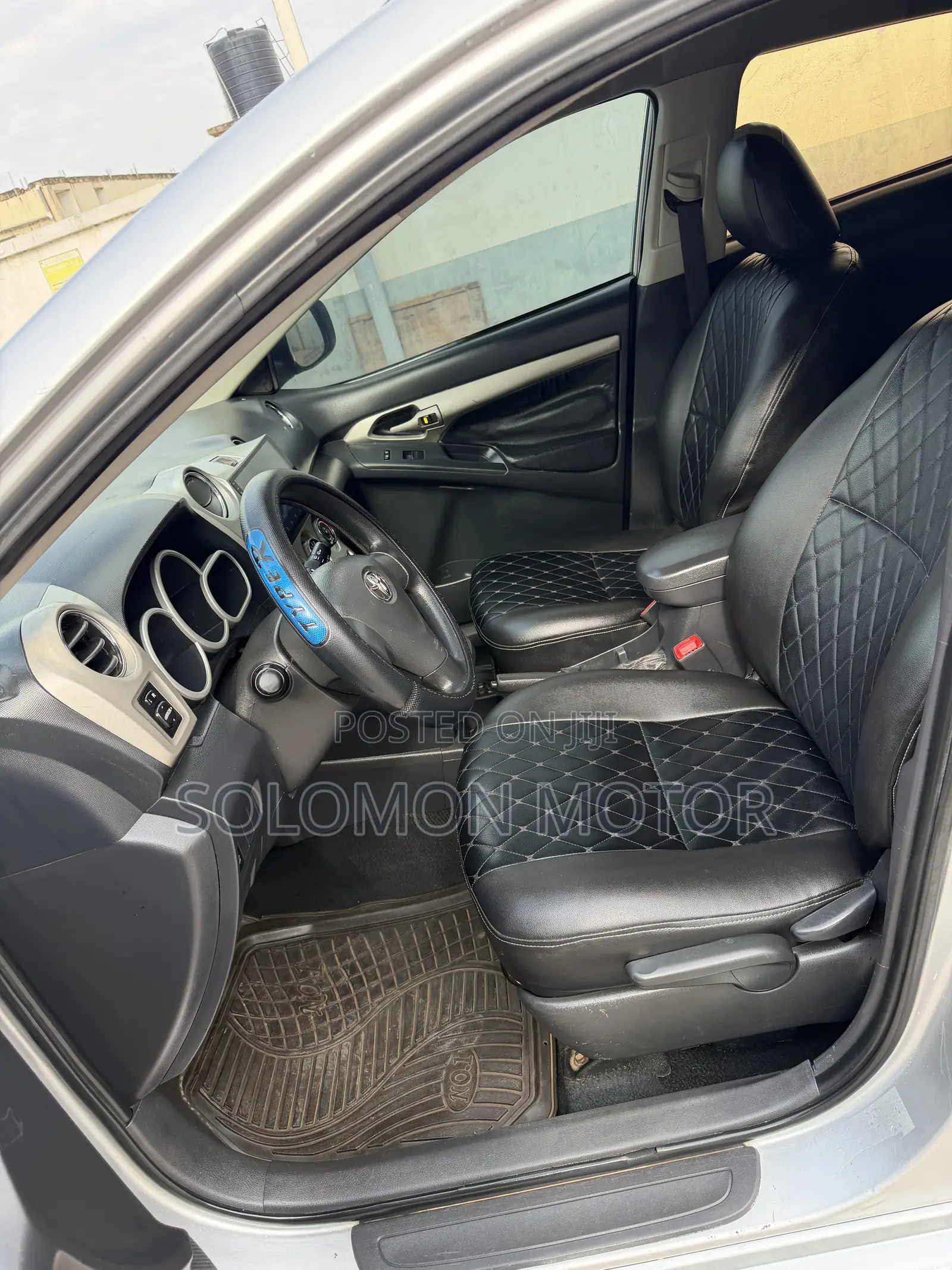Toyota Matrix 2010 Silver
