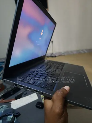 Laptop Dell Vostro 15 5568 12GB Intel Core i5 HDD+SSD 128GB