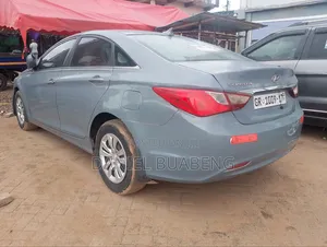 Hyundai Sonata 2012