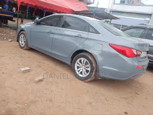 Hyundai Sonata 2012