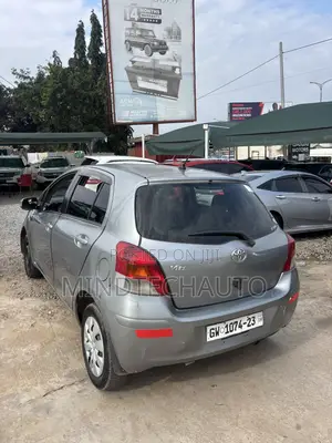 Toyota Vitz 1.5 FWD 3dr 2008 Gray