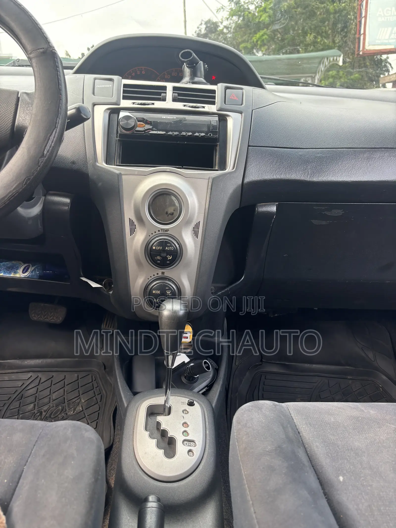 Toyota Vitz 1.5 FWD 3dr 2008 Gray