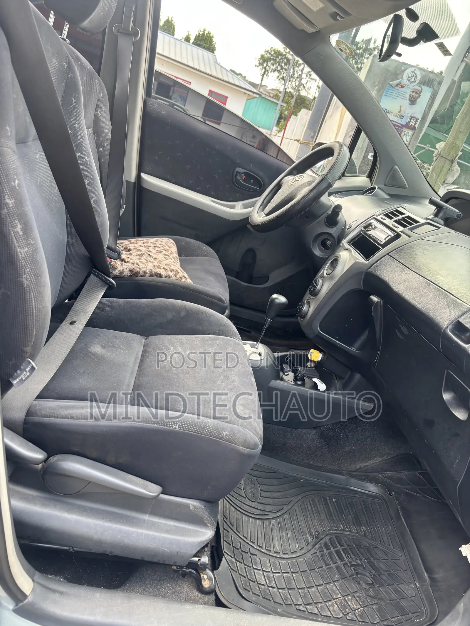 Toyota Vitz 1.5 FWD 3dr 2008 Gray