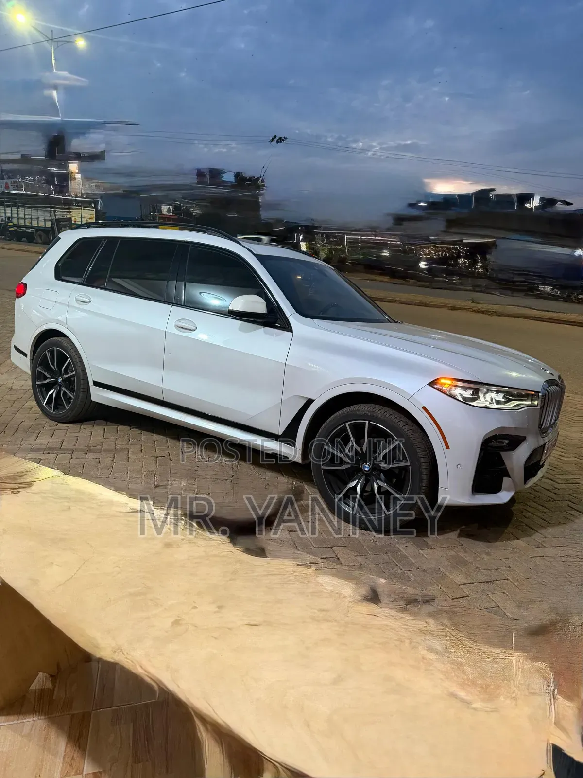 BMW X7 2022 White