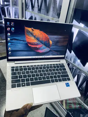 Laptop HP EliteBook 830 G8 16GB Intel Core i5 SSD 256GB