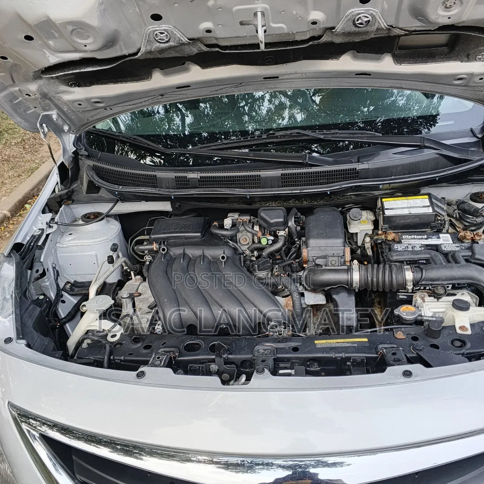 Nissan Versa 2018 Silver