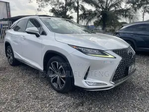 Lexus RX 2021 White