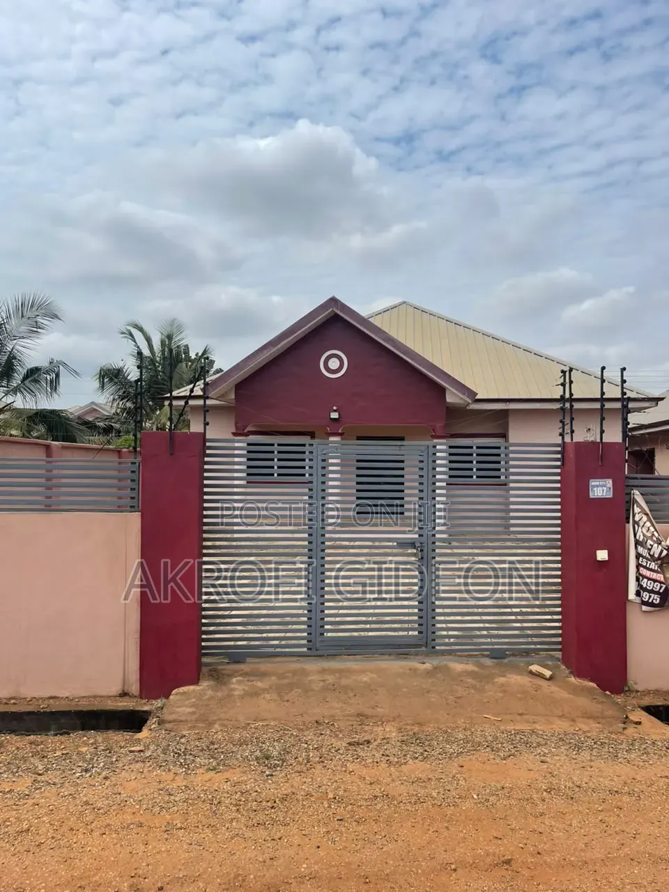 3bdrm House in Adom City Estate, Tema Metropolitan for rent