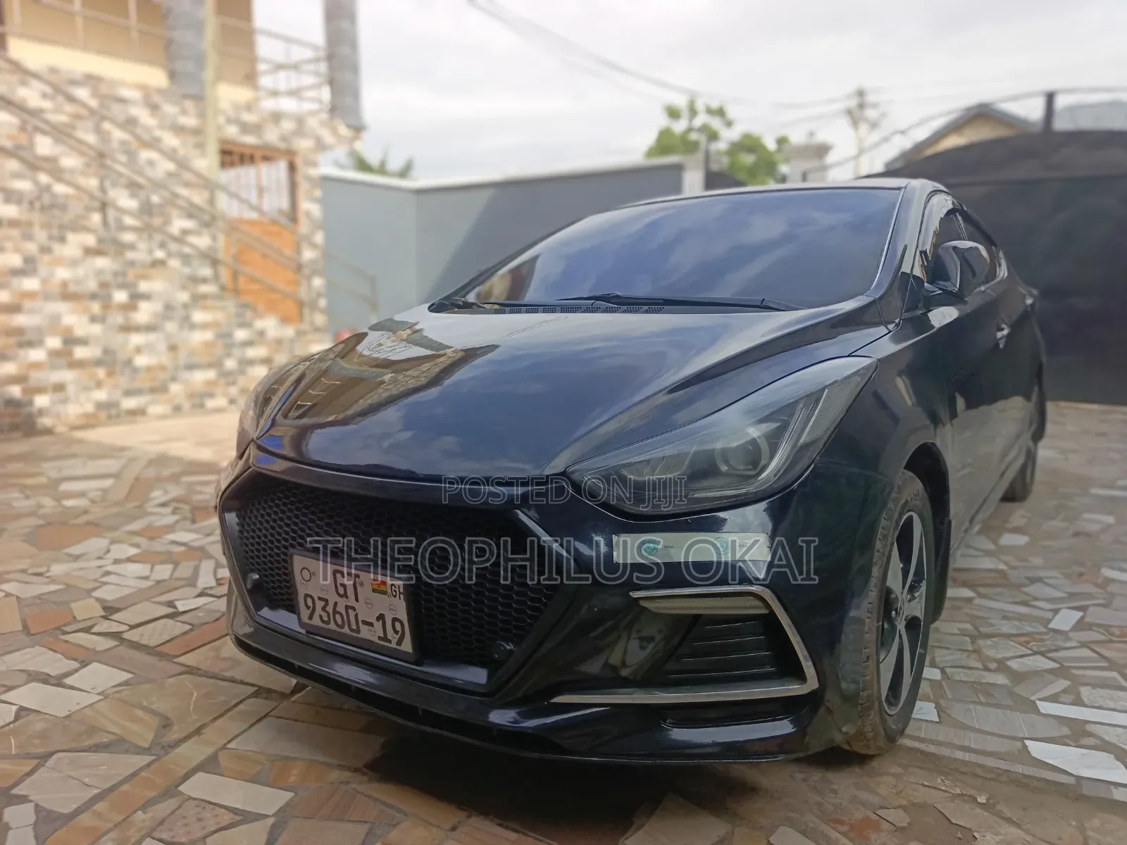 Hyundai Elantra Limited Sedan FWD (1.8L 4cyl 6A) 2016 Black