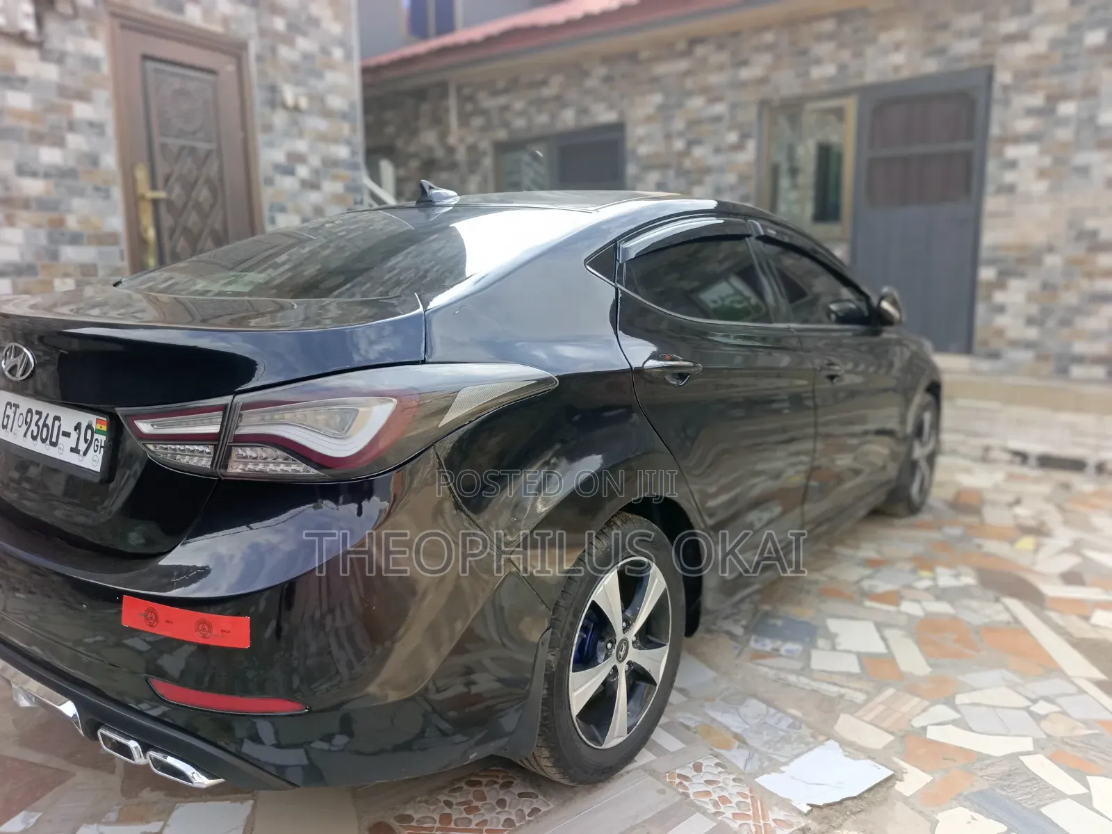 Hyundai Elantra Limited Sedan FWD (1.8L 4cyl 6A) 2016 Black