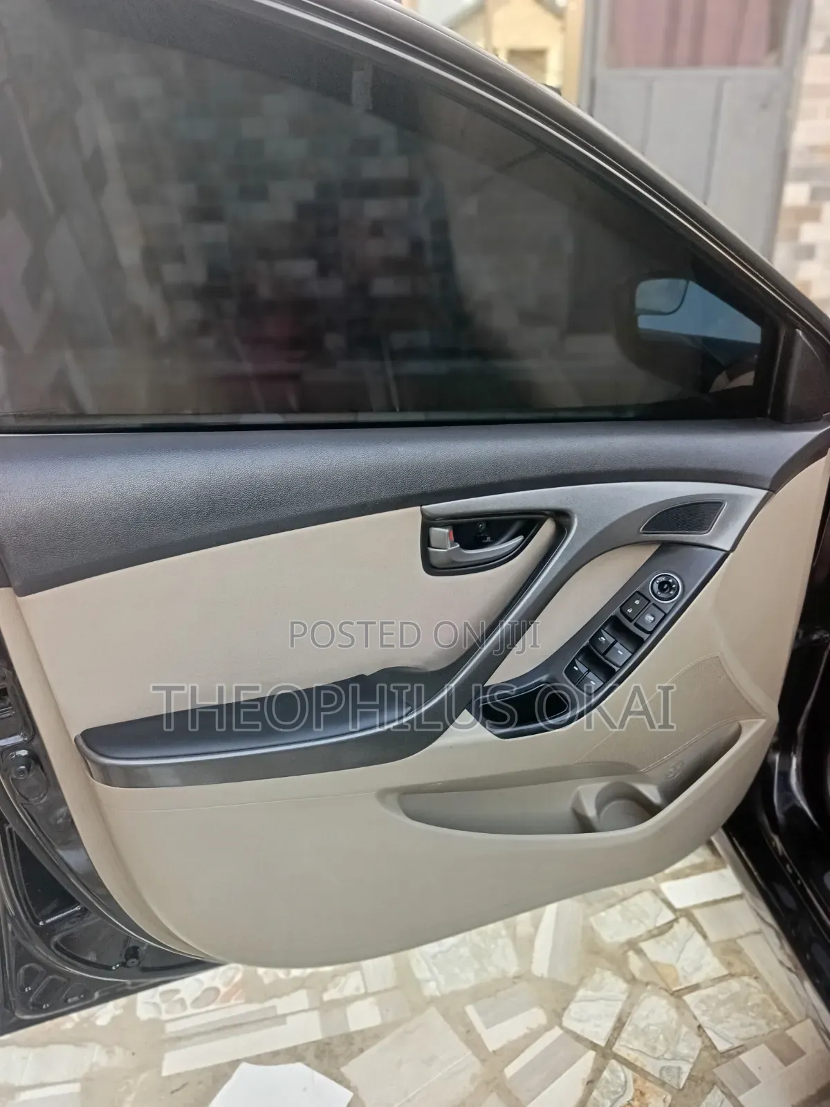 Hyundai Elantra Limited Sedan FWD (1.8L 4cyl 6A) 2016 Black